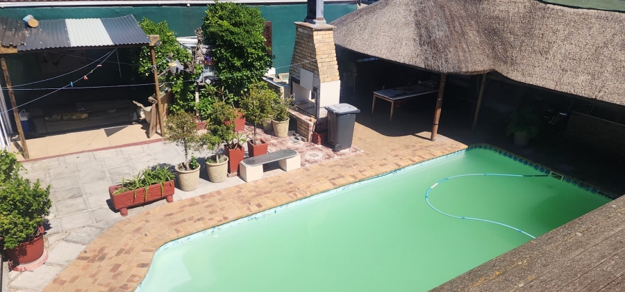 4 Bedroom Property for Sale in Strandfontein Village Western Cape